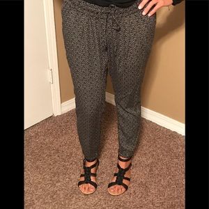 Draw string black and white pants